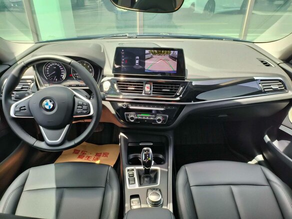 2022 BMW 1 серии 120i III (F52) Рестайлинг, синий, 1520000 рублей - вид 6