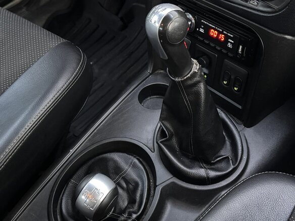 2013 Chevrolet Niva I Рестайлинг, серебристый - вид 13