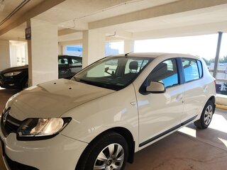 2014 Renault Sandero II, белый, 670000 рублей, вид 1