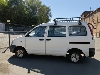2003 Toyota Lite Ace V, белый, 605000 рублей, вид 2