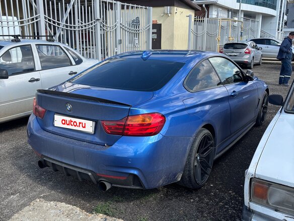2015 BMW 4 серии 420d F32/F33/F36, синий, 2600000 рублей - вид 4