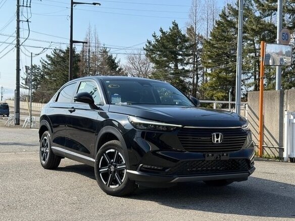 2022 Honda Vezel II, чёрный, 1931013 рублей - вид 2