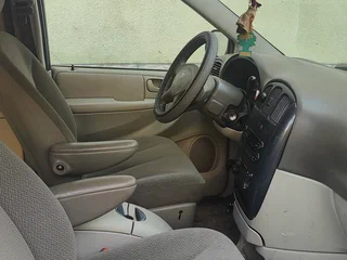 2004 Dodge Caravan IV, золотистый, 636000 рублей, вид 4