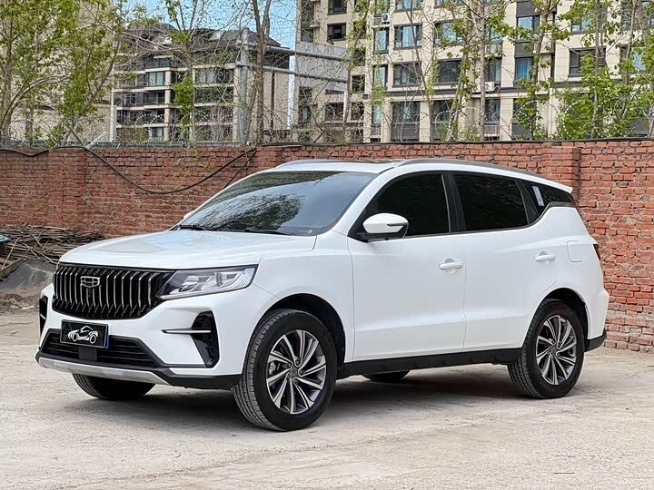 Открыть фотографии: Geely Vision X6 Pro