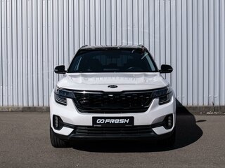 2021 Kia Seltos I, белый, 2100000 рублей, вид 3