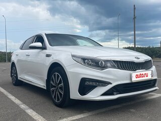 2018 Kia Optima IV Рестайлинг, белый, 1780000 рублей, вид 1
