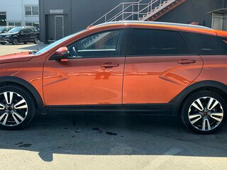 2022 Lada (ВАЗ) Vesta SW Cross I, оранжевый, 1290000 рублей, вид 2