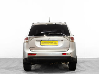 2013 Mitsubishi Outlander III, серебристый, 1499000 рублей, вид 5