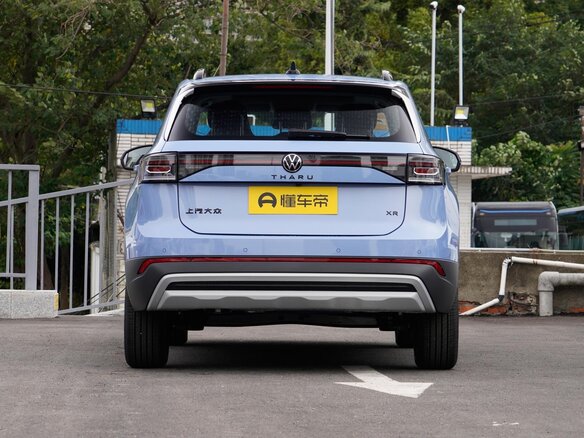 2025 Volkswagen Tharu 300 TSI I Рестайлинг, голубой - вид 3