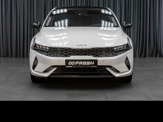 2021 Kia K5 III, белый, 2200000 рублей, вид 2
