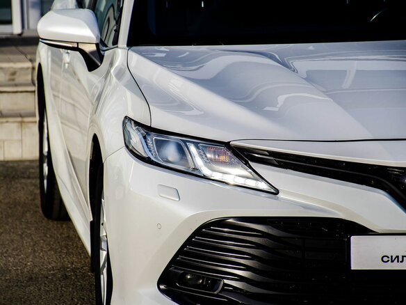 2020 Toyota Camry VIII (XV70), белый, 2399000 рублей - вид 9