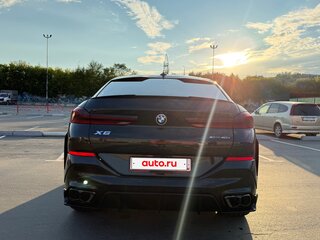 2022 BMW X6 40i III (G06), чёрный, 7640000 рублей, вид 5