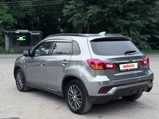 2019 Mitsubishi ASX I Рестайлинг 2, серый, 1895000 рублей, вид 5