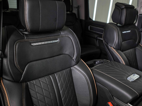 2026 Ram 1500 Crew Cab V Рестайлинг, серый, 10490000 рублей, вид 3