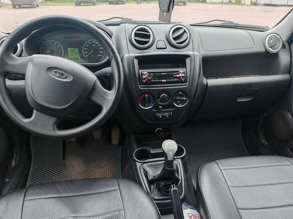 2015 Lada (ВАЗ) Granta I, белый, 250000 рублей - вид 4