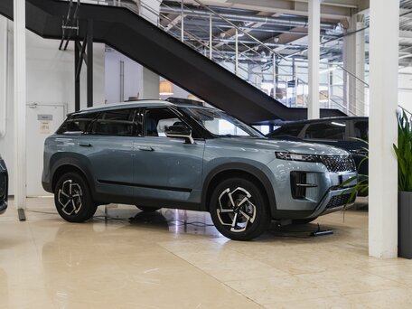 2025 Jaecoo J7 I Рестайлинг, серый, 3349000 рублей, вид 1