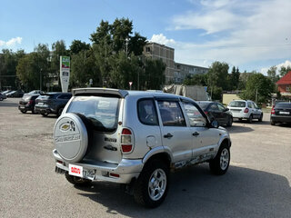2005 Chevrolet Niva I, серебристый, 200000 рублей, вид 5