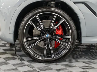 2026 BMW X6 30d III (G06) Рестайлинг, серый, 15890000 рублей, вид 3
