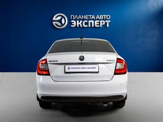 2017 Skoda Rapid I Рестайлинг, белый, 1295000 рублей, вид 5