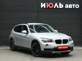 2013 BMW X1 18i I (E84) Рестайлинг, серый, 1225000 рублей, вид 3