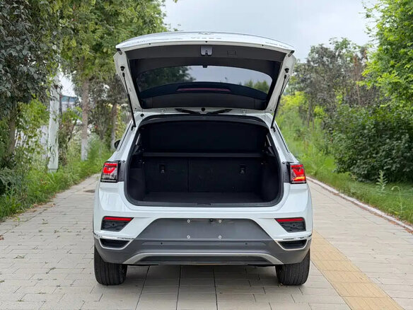 2023 Volkswagen T-Roc I (China Market) Рестайлинг, белый, 1750001 рублей - вид 6