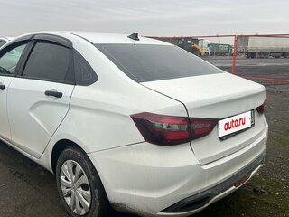 2024 Lada (ВАЗ) Vesta I Рестайлинг (NG), белый, 900000 рублей, вид 3