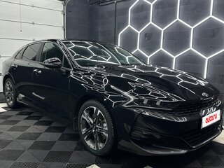 2021 Kia K5 III, чёрный, 2200000 рублей, вид 1