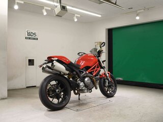 2011 Ducati Monster 796, красный, 485000 рублей, вид 5