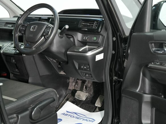 2018 Honda Stepwgn Spada V Рестайлинг, чёрный, 2350000 рублей - вид 14