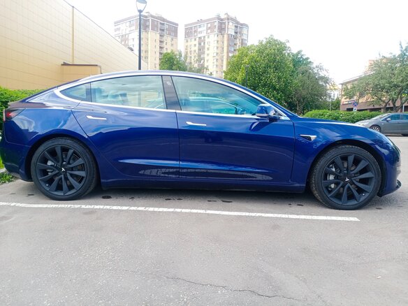 2020 Tesla Model 3 Long Range I, синий, 3400000 рублей - вид 3