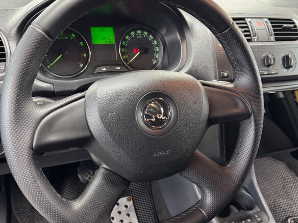 2013 Skoda Fabia II Рестайлинг, синий, 850000 рублей - вид 14