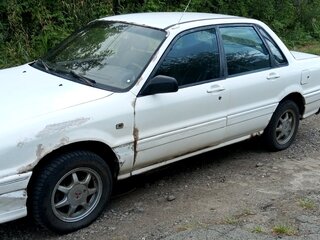 1992 Mitsubishi Galant VI, белый, 100000 рублей, вид 1