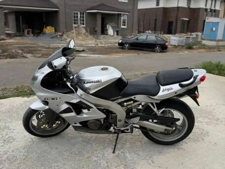 2002 Kawasaki ZX-6R Ninja, серебристый, 450000 рублей, вид 5