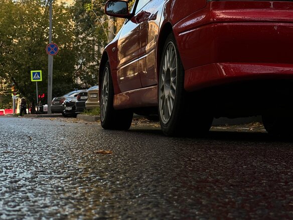 2001 Mitsubishi Lancer Evolution VII, красный - вид 3