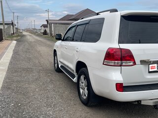 2009 Toyota Land Cruiser 200 Series, белый, 2600000 рублей, вид 5