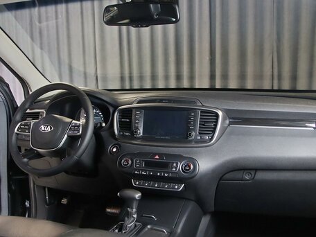 2018 Kia Sorento III Prime Рестайлинг, серый, 2049000 рублей, вид 5