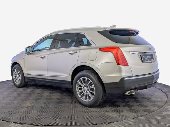 2016 Cadillac XT5 I, бежевый, 2399000 рублей - вид 6