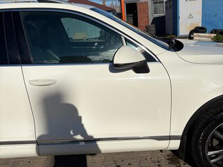 2011 Volkswagen Touareg II, белый, 1900000 рублей, вид 5