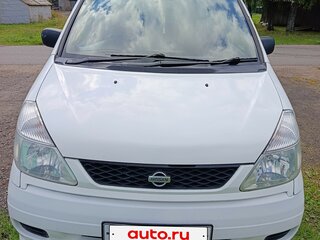 2000 Nissan Serena II (C24), белый, 600000 рублей, вид 1