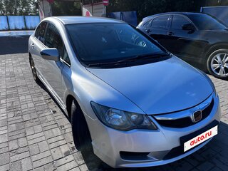 2009 Honda Civic VIII Рестайлинг, серебристый, 750000 рублей, вид 2