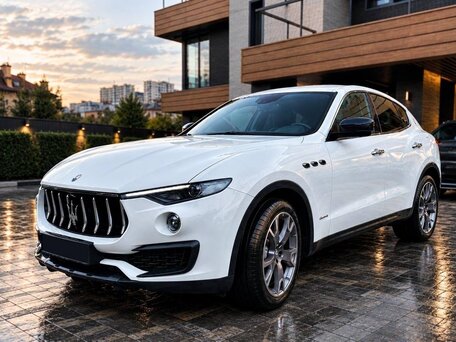 2017 Maserati Levante Diesel I, белый, 3790000 рублей, вид 2