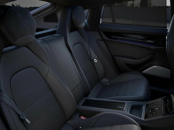 2026 Porsche Panamera 4 III, зелёный, 24302424 рублей - вид 12