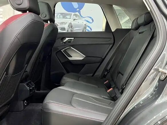 2022 Audi Q3 35 TFSI II (F3), серебристый, 2975000 рублей - вид 20