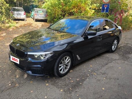 2017 BMW 5 серии 520d VII (G30/G31/G38), чёрный, 2140000 рублей, вид 2