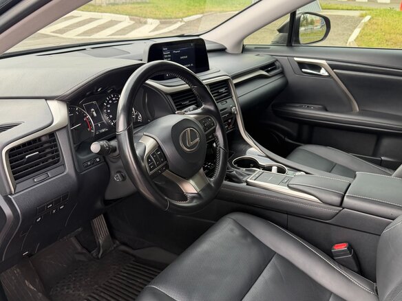 2021 Lexus RX 300 IV Рестайлинг, чёрный, 5100000 рублей - вид 5