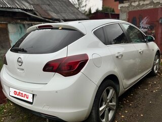 2010 Opel Astra J, белый, 400000 рублей, вид 4