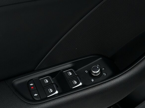 2018 Audi A3 III (8V) Рестайлинг, серый, 2300000 рублей - вид 18