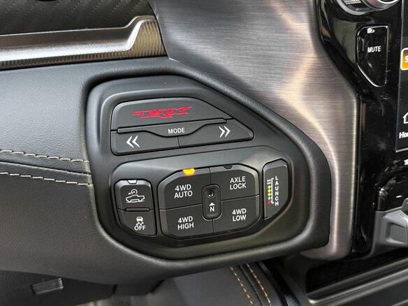 2024 Ram 1500 Crew Cab TRX V, красный, 15990000 рублей - вид 22
