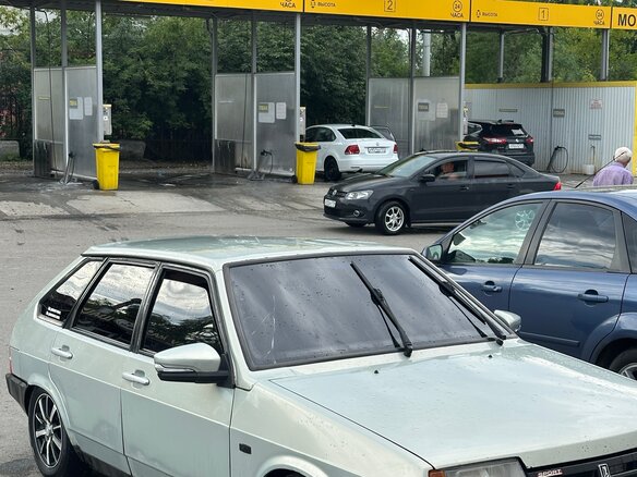 2002 Lada (ВАЗ) 21093i, серебристый, 160000 рублей - вид 5