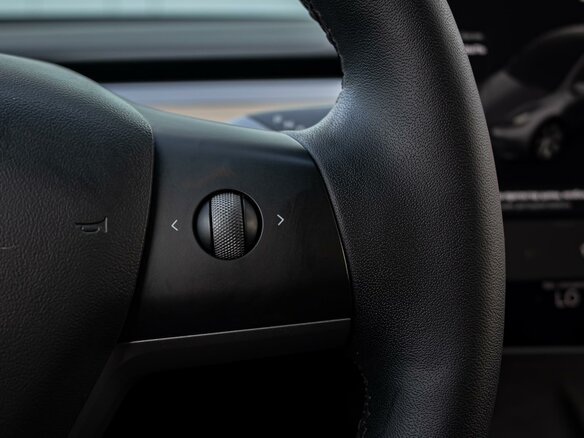 2021 Tesla Model Y Long Range Dual Motor I, чёрный, 4220000 рублей - вид 20
